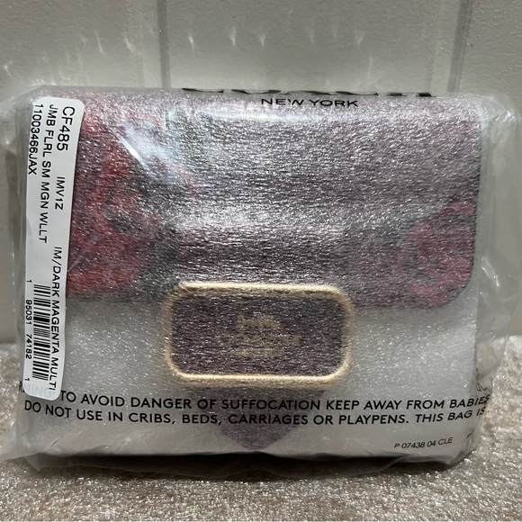 NWT Coach floral wallet - Picture 9 of 9